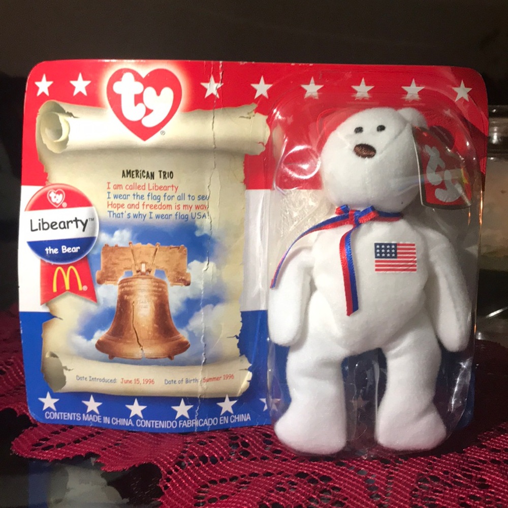 Rare liberty the bear beanies American trio